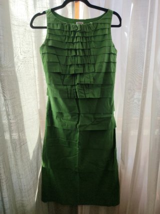Vestido Verde con Volantes