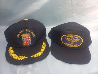 Lotto 2 berretti Marina Militare