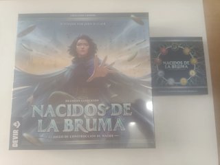 Juego de Mesa Nacidos de la Bruma