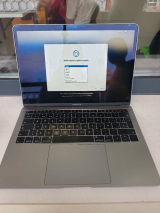 MacBook Air 13 A1932 Space Gray