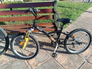 Bicicleta MTB Infantil Btwin 20 Pulgadas