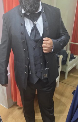 Traje de hombre para ceremonia