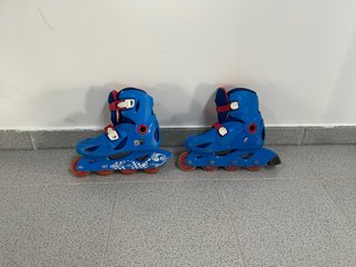 Patines en línea infantiles azules