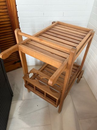 Carrito de madera auxiliar