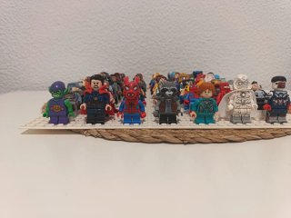 Lote de Minifiguras Marvel y DC