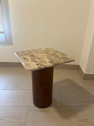 Mesa Auxiliar de Salón de Madera y Mármol