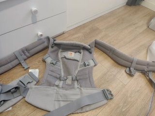 Mochila de Porteo Ergobaby Gris