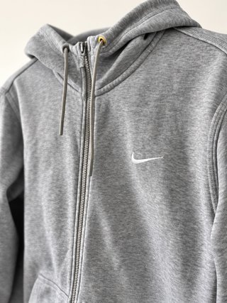 Sudadera Nike Gris
