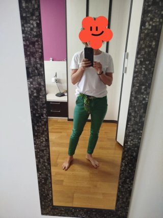 Pantalon de tela verde Lacomy.