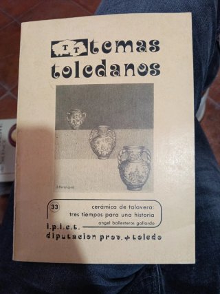 Libro de cerámica toledana