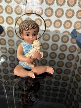 Figura de Niño Jesús con Cordero