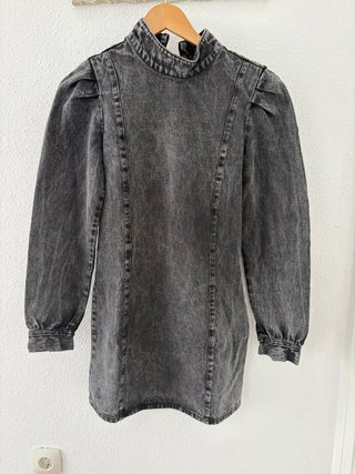 Vestido corto de tejido vaquero negro de tipitent