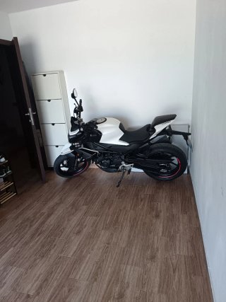 CFMOTO 450 NK