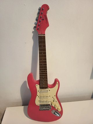 Guitarra Eléctrica Tanglewood EE12 Rosa
