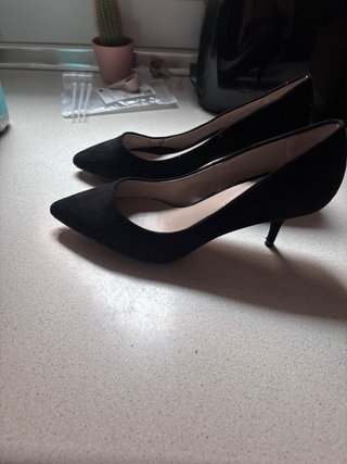 Zapatos de tacón negros