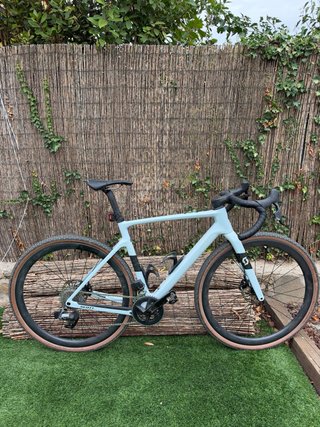 Bicicleta Gravel Scott Addict 20 talla M