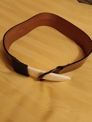 Cintura in pelle da donna