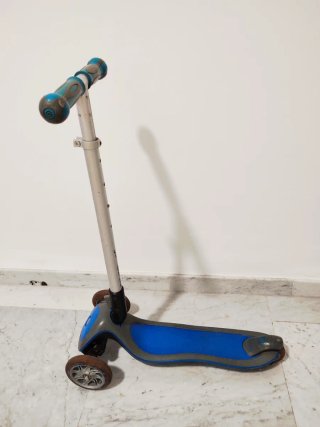 Patinete Globber Azul