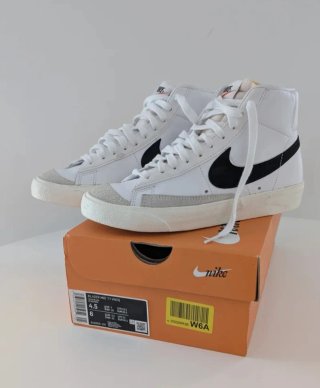 Nike Blazer Mid '77 VNTG Blancas