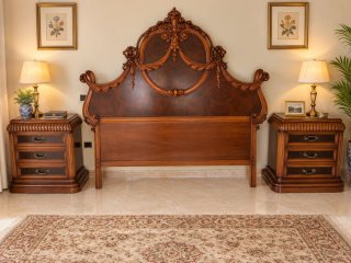 Dormitorio Antiguo de Madera