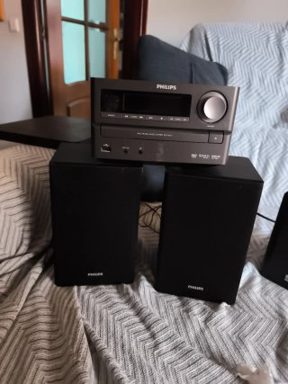 Equipo de música Philips con CD