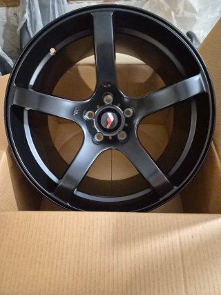 Llantas Japan Racing JR32 18 5x114.3