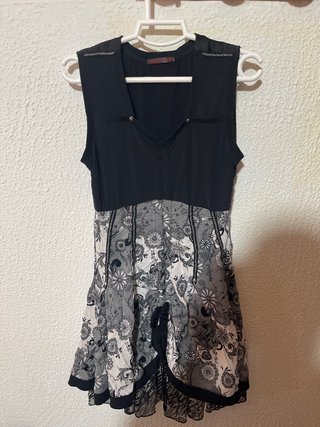 Vestido sin mangas