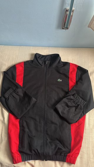 Chándal Lacoste Negro y Rojo