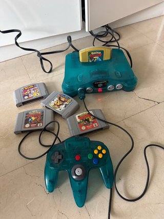 Nintendo 64 Ice Blue + 2 mandos + 5 juegos
