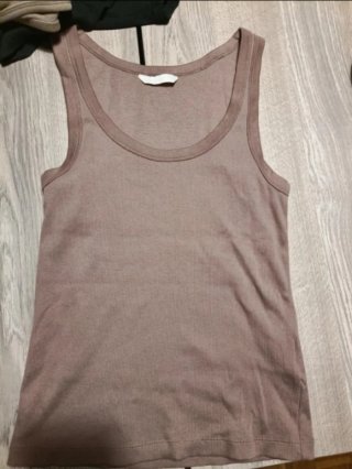 Camiseta de tirantes marrón