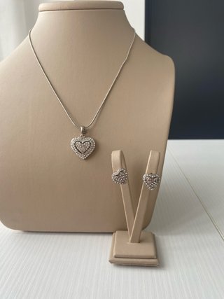 Conjunto Bisutería Corazón con Brillantes