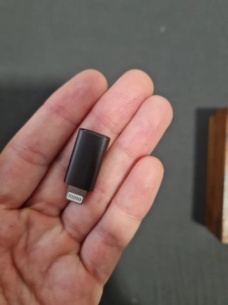 Adaptador USB-C a Lightning