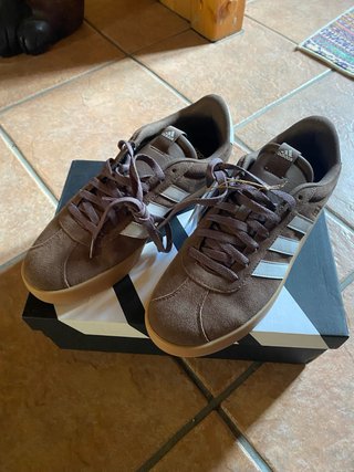Zapatillas Adidas VL Court Marrones