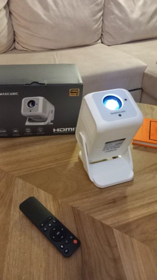 Proyector Magicubic HD , el cine en casa.