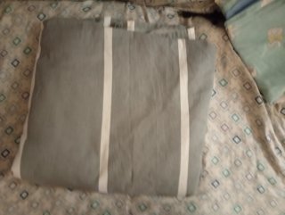 Sábana Gris con Franjas