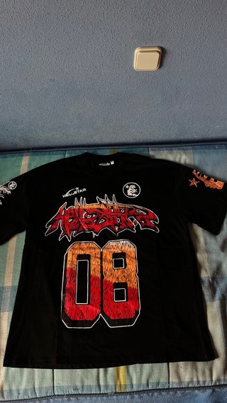 Camiseta Hellstar