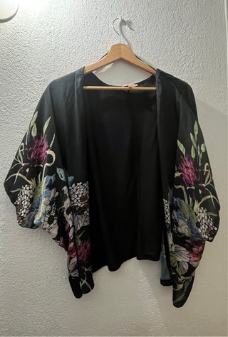 Kimono Bershka Estampado