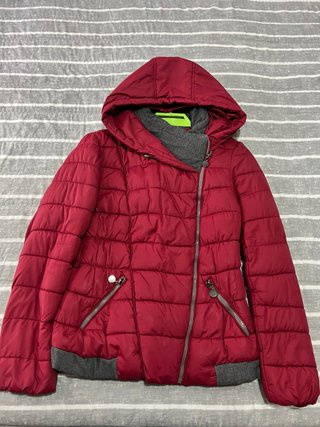 Anorak Burdeos y Gris con Capucha