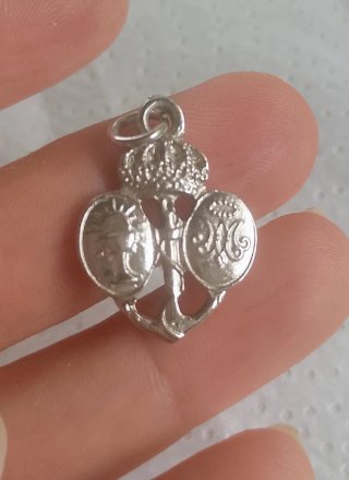 Colgante Medalla Escudo de Triana