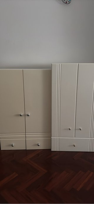 Muebles de baño beige