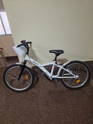 Bicicleta Btwin 20 pulgadas blanca