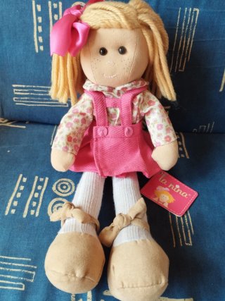 Muñeca de trapo La Nina