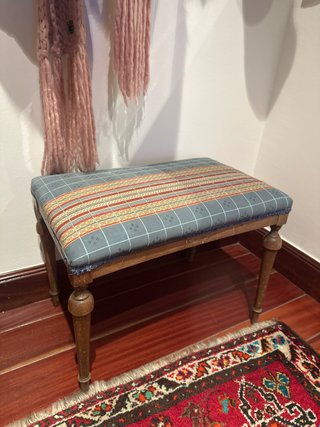 Reposapiés Vintage de Madera y Tela