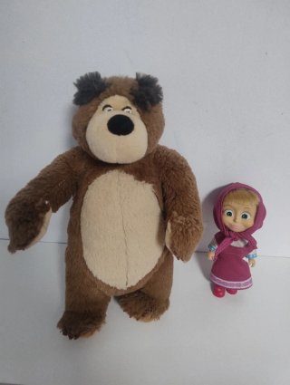 Set de Peluche Oso y Muñeca Masha