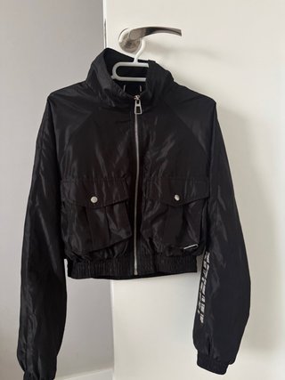Bomber Bershka Negra Talla S