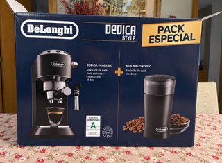 Cafetera DeLonghi Dedica Style
