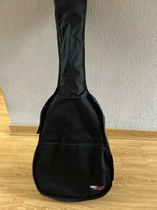 Guitarra Electroacústica con Funda