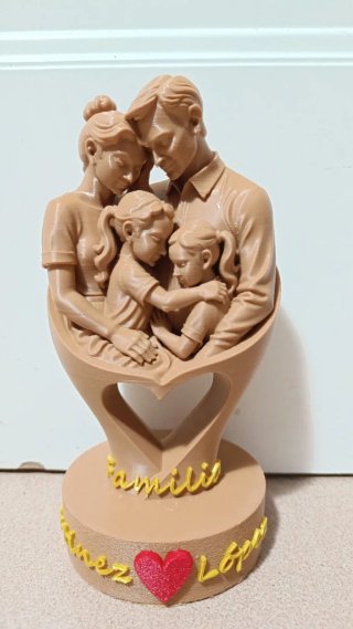Figura Decorativa Familiar Personalizada Pendiente
