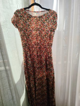 Vestido midi estampado de flores