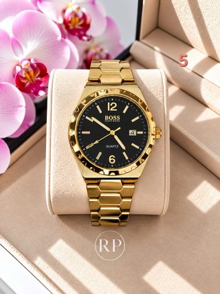 Reloj Hugo Boss Dorado ,plateado y Negro